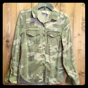 Women's long sleeve camo cotton button down shirt